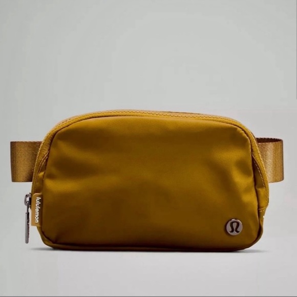 NWT Lululemon Athletica Everywhere Belt Bag Burnt Caramel - Picture 1 of 10